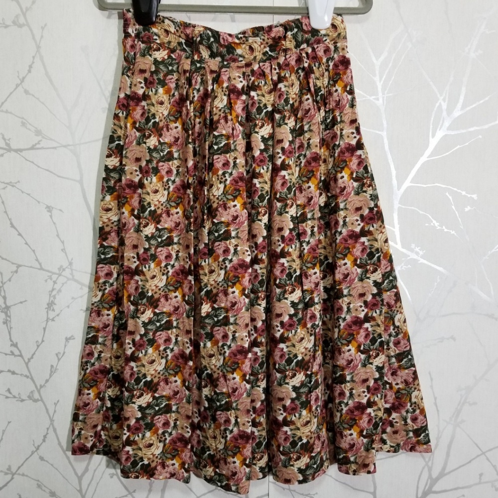 Functionals Pleated Floral Print A-Line Skirt Cottagecore